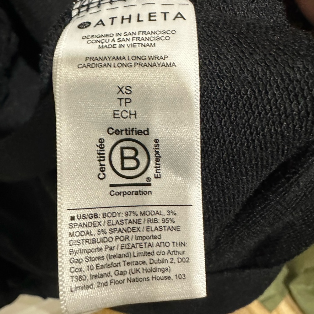 ATHLETA Black Pranayama Long Wrap Open Front Cardigan Athleisure Size XS - Picture 7 of 7